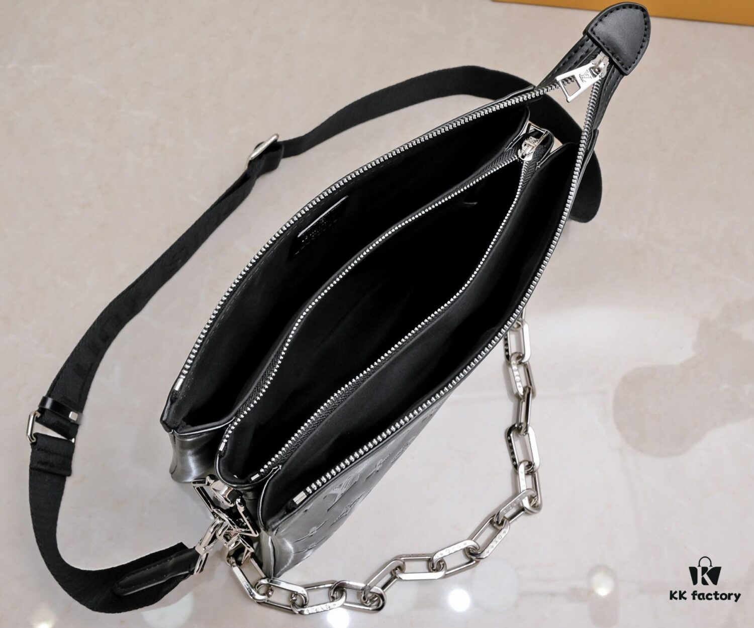 Exclusive Real Shot - Upgraded Version ‼️ M21353 Printed 57790 Small Coussin Handbag in Monogram Embossed Lambskin