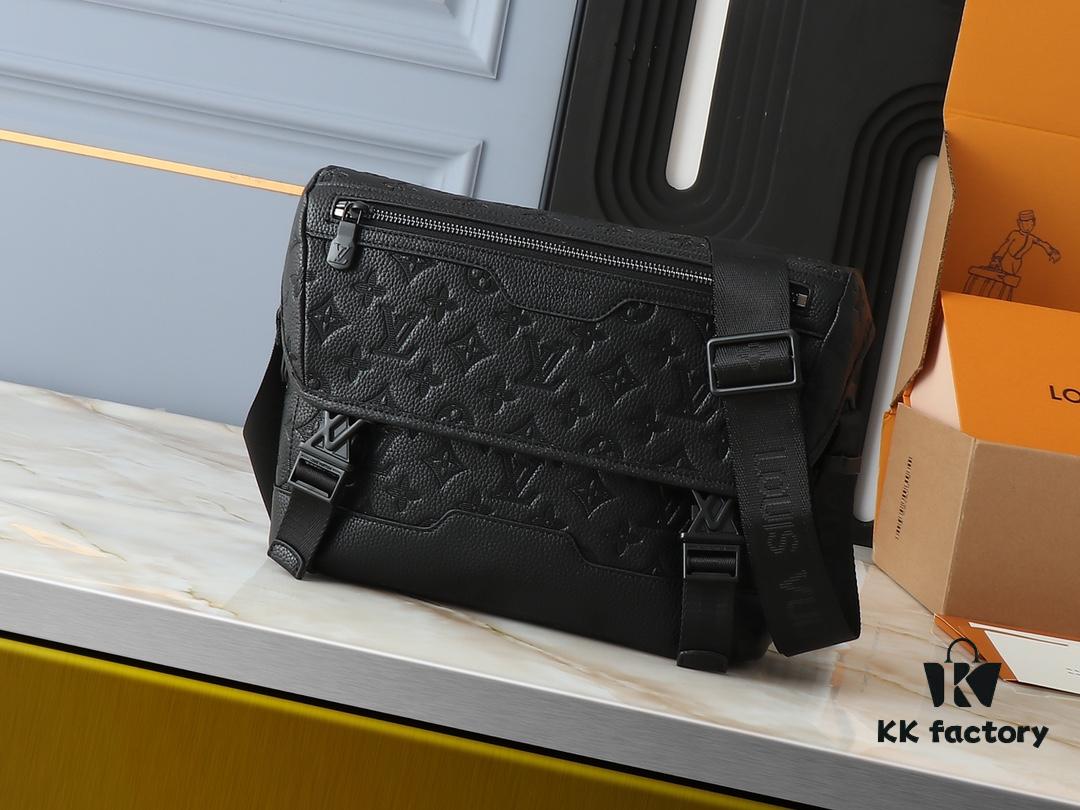 Upgraded Original M25121 Voyager Small Messenger Bag