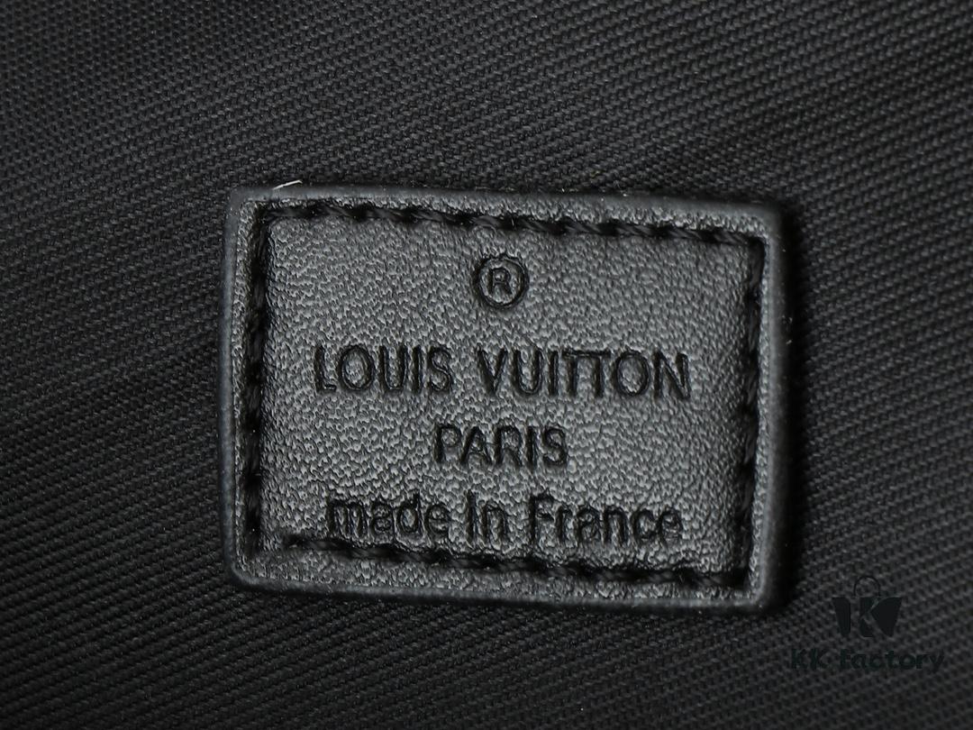 Upgraded Original M25121 Voyager Small Messenger Bag