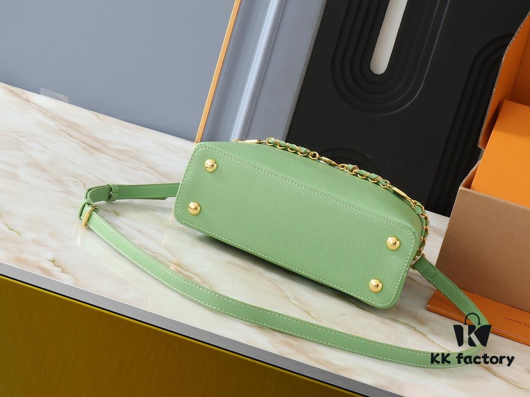 Upgraded Original M23949 M23950 M24471 M23951 Capucines BB Handbag with Elegant Lovelock Chain