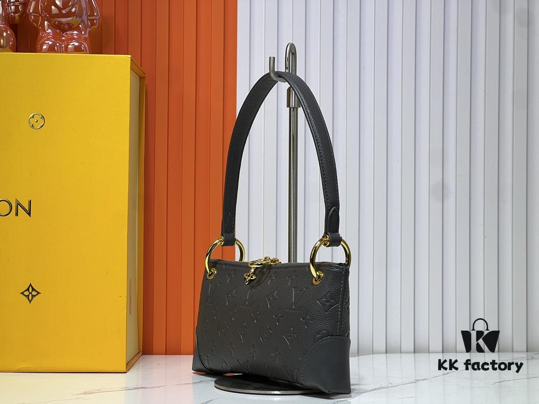 Upgraded Original M12174 This Pochette Sèvres Belongs to the LV Ski Collection, Ready to Shine in a 'Sparkling' Gunmetal Tone