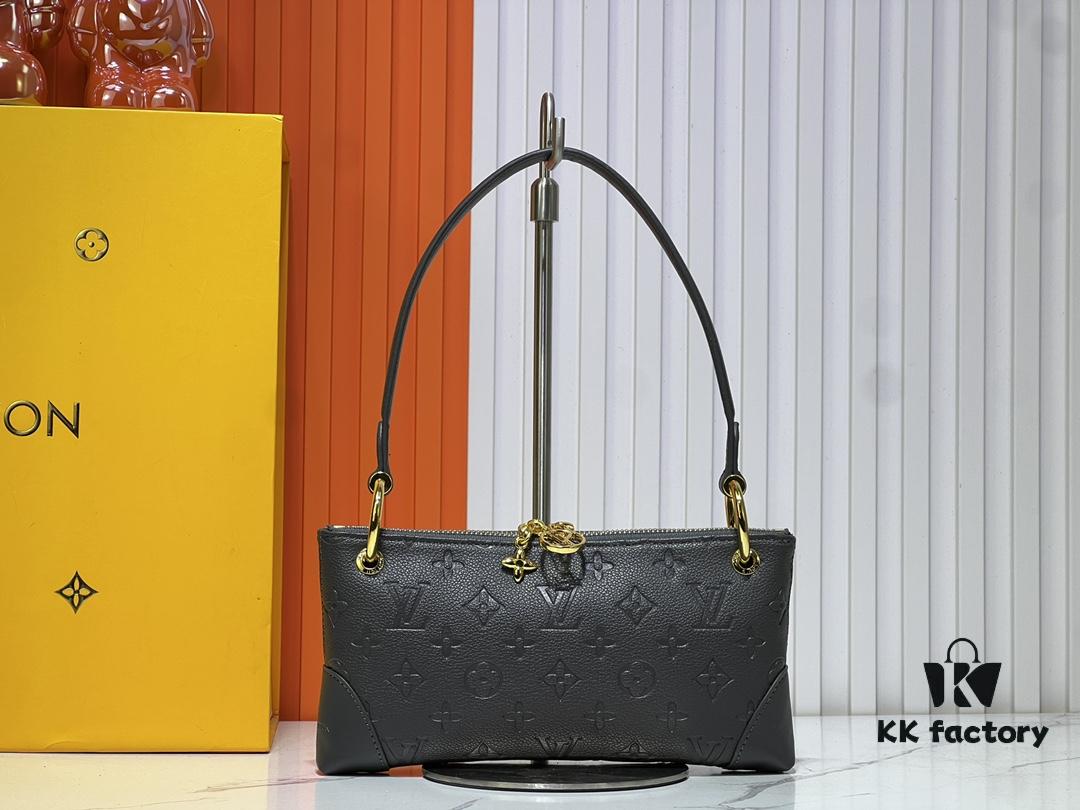 Upgraded Original M12174 This Pochette Sèvres Belongs to the LV Ski Collection, Ready to Shine in a 'Sparkling' Gunmetal Tone