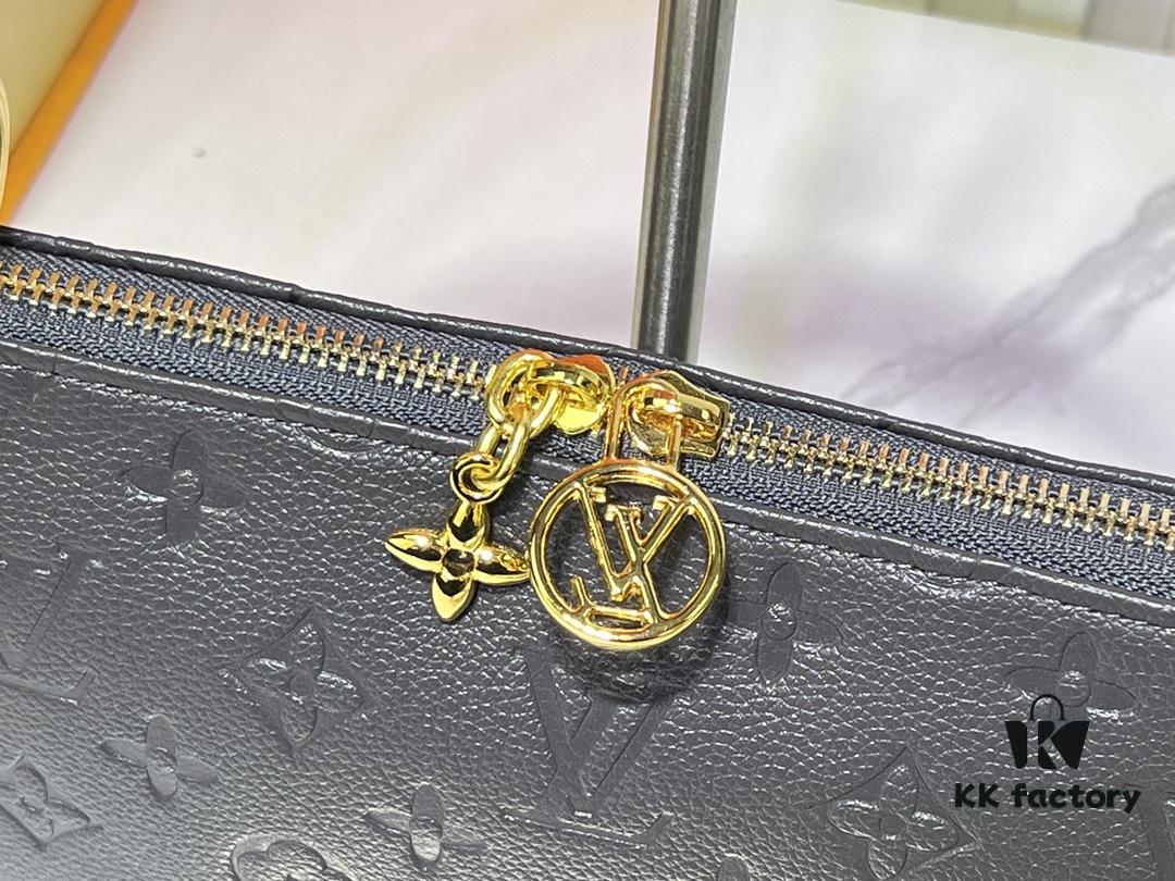 Upgraded Original M12174 This Pochette Sèvres Belongs to the LV Ski Collection, Ready to Shine in a 'Sparkling' Gunmetal Tone