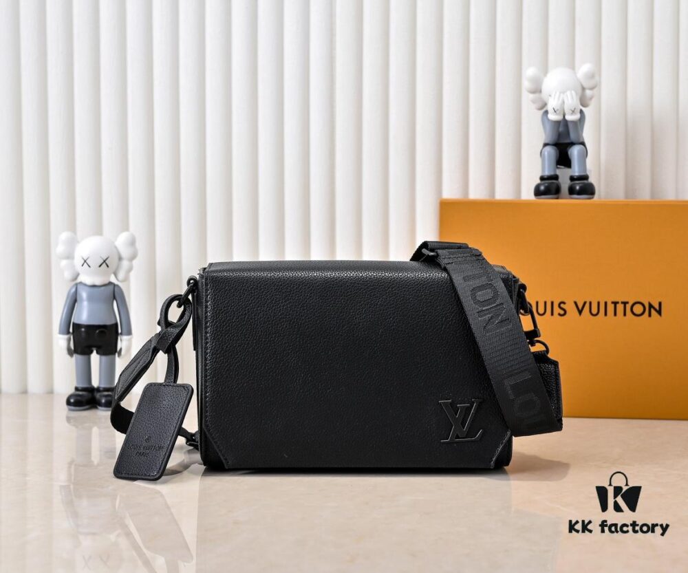 Upgraded Original Takeoff Small Aer Messenger Bag