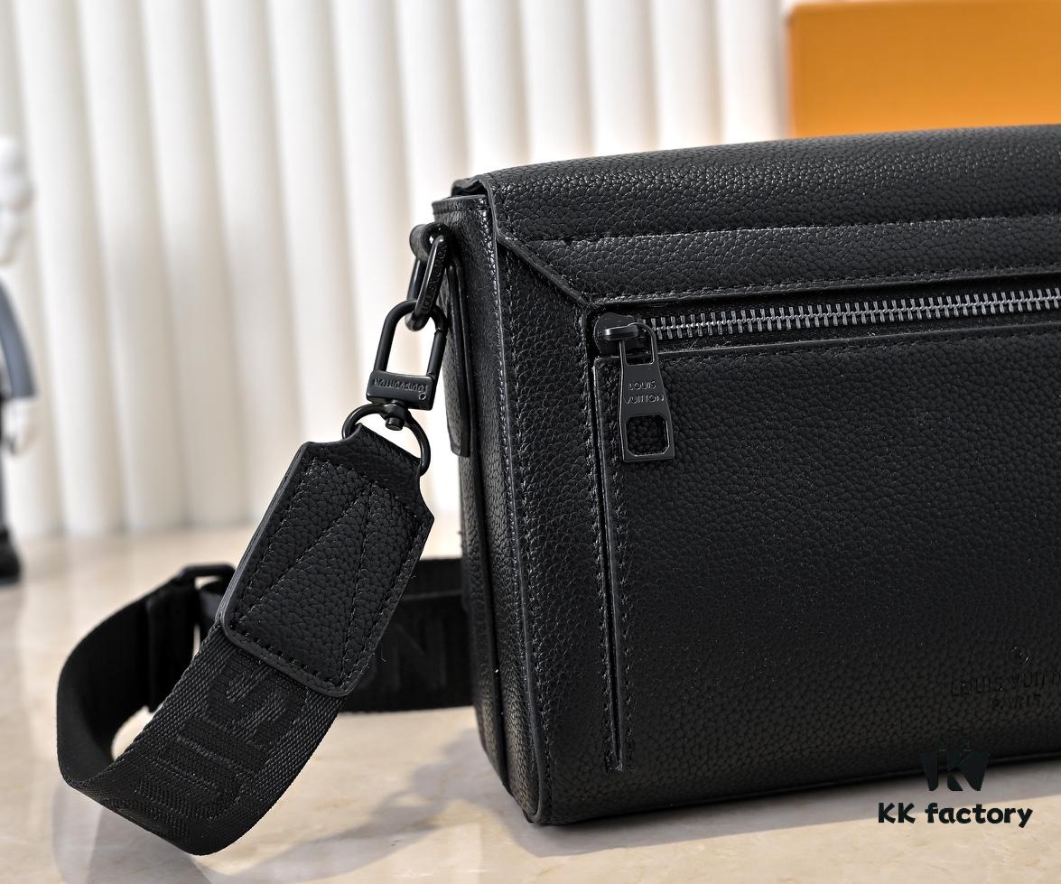 Upgraded Original Takeoff Small Aer Messenger Bag