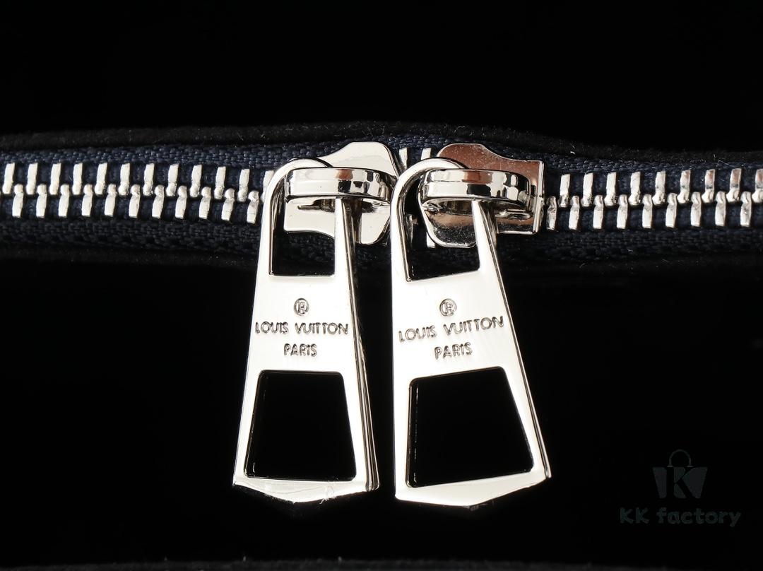 Upgraded Original Version M54811 M54810 This Twist Tote Bag Features Modern Silhouettes and Luxurious Design Elements Such as the Classic LV Twist Lock and Crossbody Strap, Destined to Become a New Center of Attention