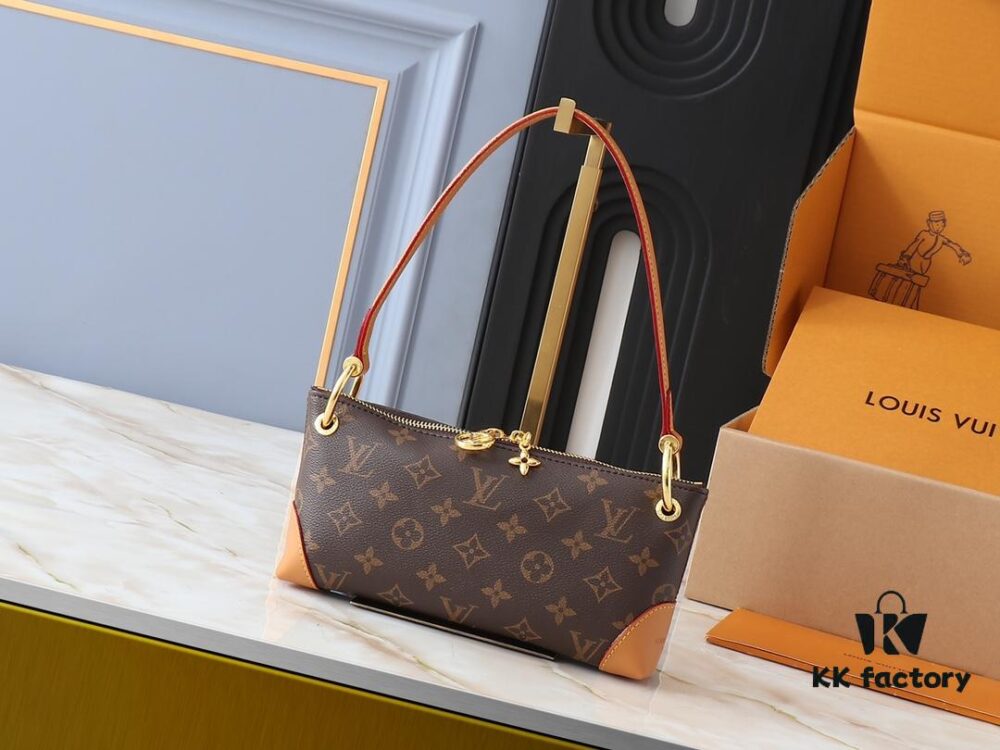 Upgraded Original M12174 This Pochette Sèvres Belongs to the LV Ski Collection, Ready to Shine in a 'Sparkling' Gunmetal Tone