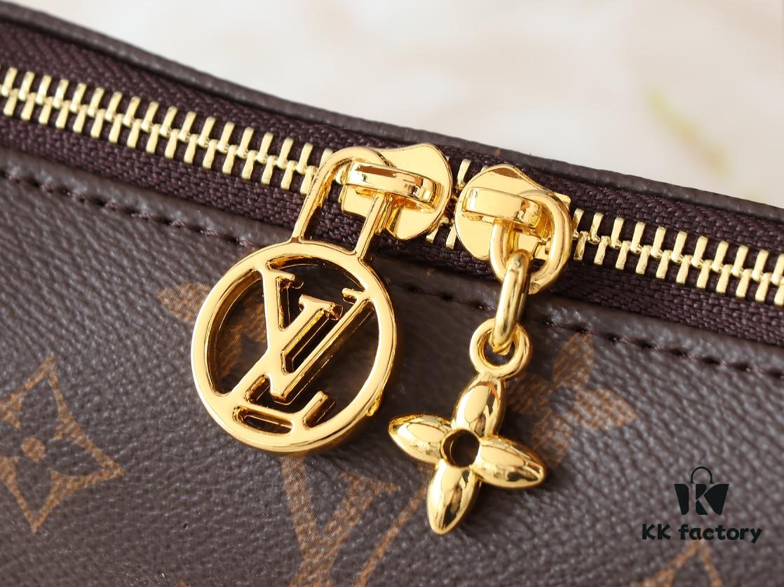 Upgraded Original M12174 This Pochette Sèvres Belongs to the LV Ski Collection, Ready to Shine in a 'Sparkling' Gunmetal Tone