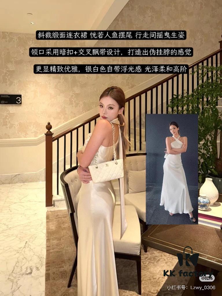 Chanel 25C Mini Tote Bag with Box - Over 10,000 Price Point, Stylish and Practical