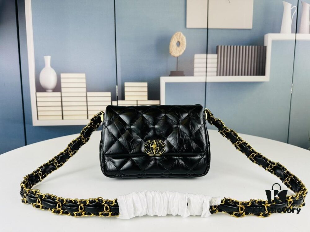 New Arrival Today's Recommendation | Chanel 23k Chunky Chain Square Bag