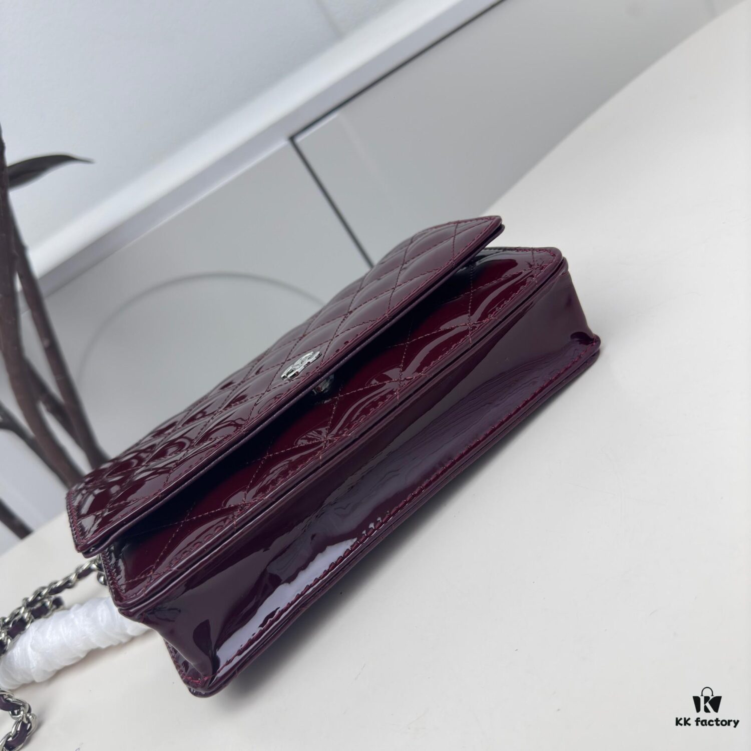 Top Quality Original Chanel WOC Classic Lucky Bag, Can Be Worn Crossbody or Shoulder, Chain Stowable Inside for Clutch Use