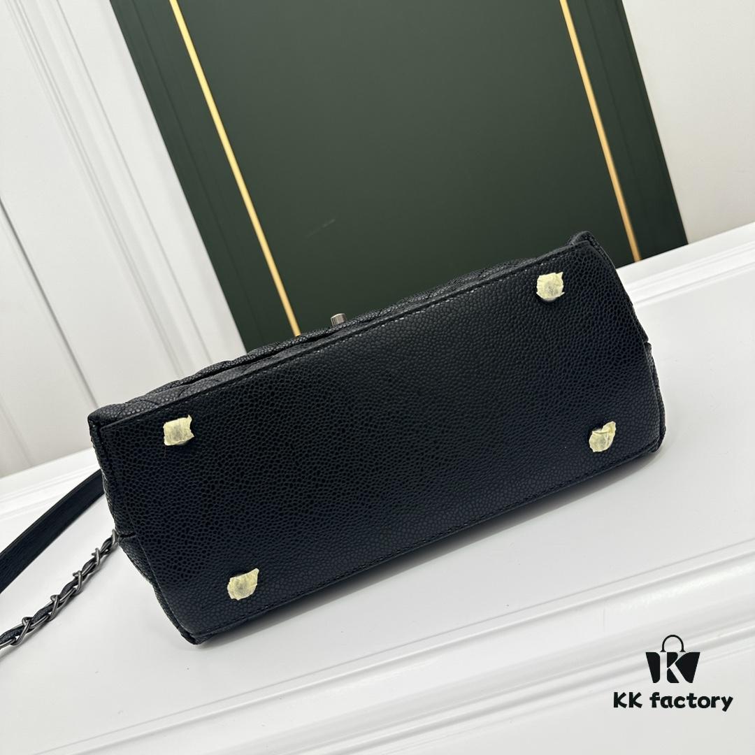 Calfskin Leather Handbag with Lizard Texture, Exclusive Chanel-Style Hardware, Dual Carry Tote & Shoulder Bag