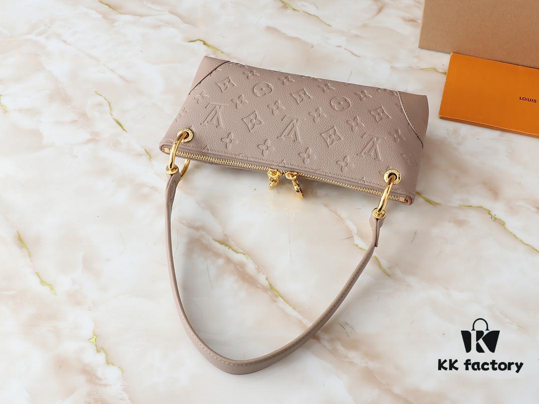 Upgraded Original M12174 This Pochette Sèvres Belongs to the LV Ski Collection, Ready to Shine in a 'Sparkling' Gunmetal Tone