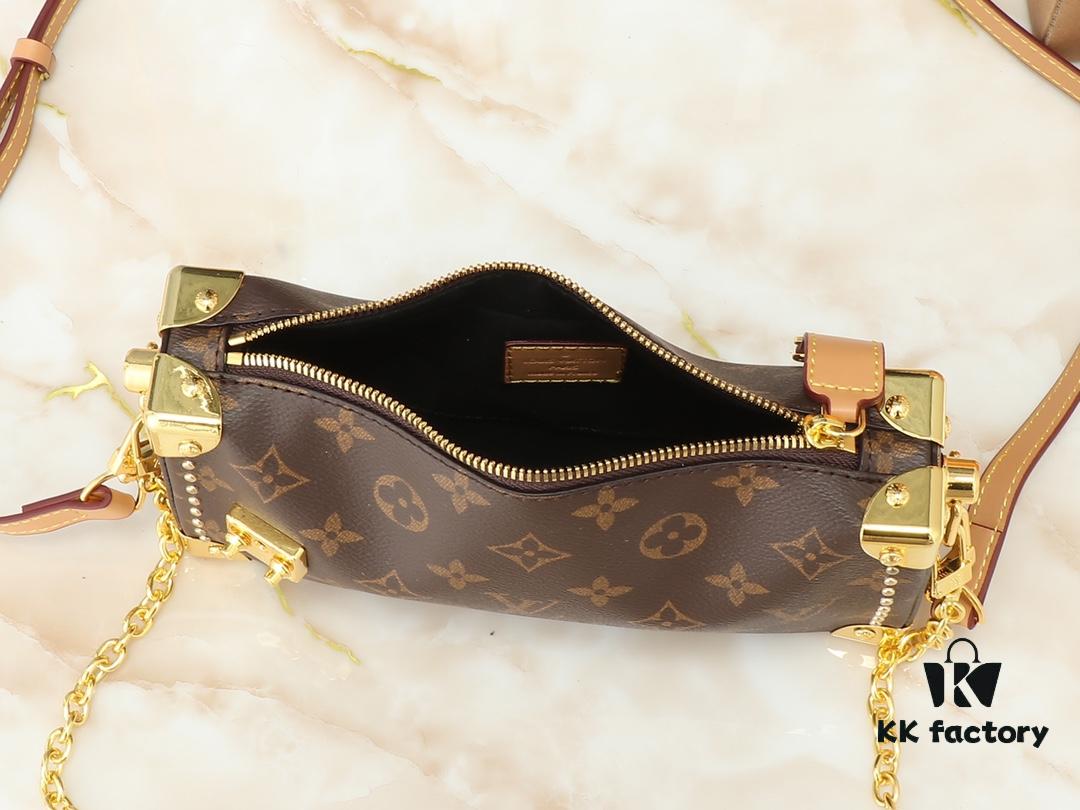 Upgraded Original M46356 M46358 2025 Spring Collection Runway Style Horizontal Mini Trunk