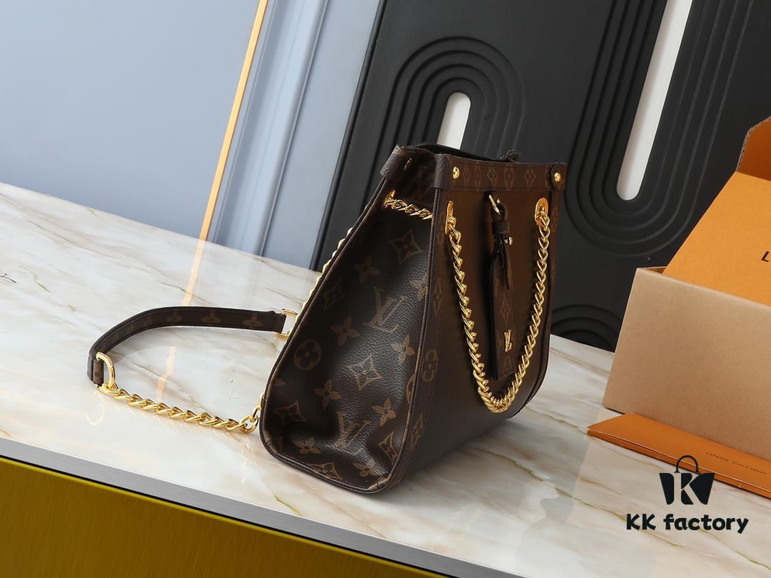 Louis Vuitton Nova Mini and Medium Handbags from the 2025 Cruise Collection M13137 M13140