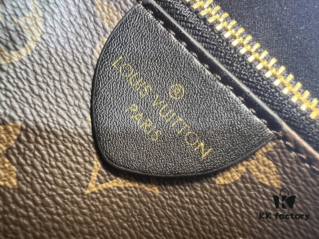 Upgraded Model No. M13137 (Large), M13140 (Small) – 2025 Cruise Collection Nova Small and Medium Handbags