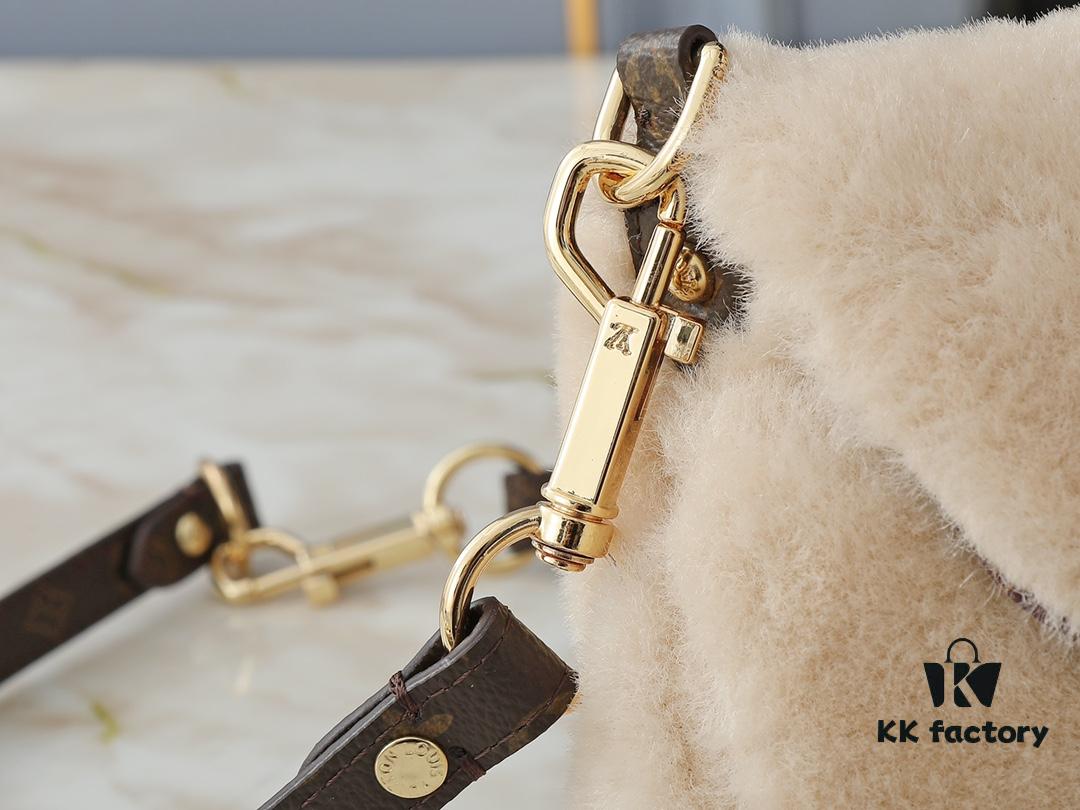 Upgraded Original M12097 M12192 M46829 Sunset Bag Crafted in Soft Shearling