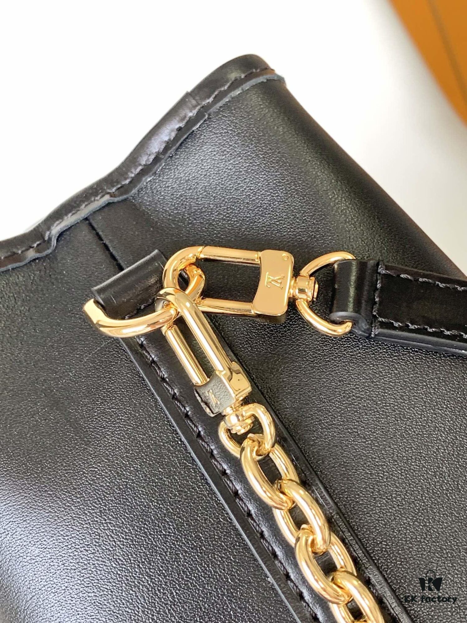 M82885 Yellow Flower M82886 Black Mini Noe Bucket Bag 'Bao Bao' Series Zjs jh Online Only Handbag