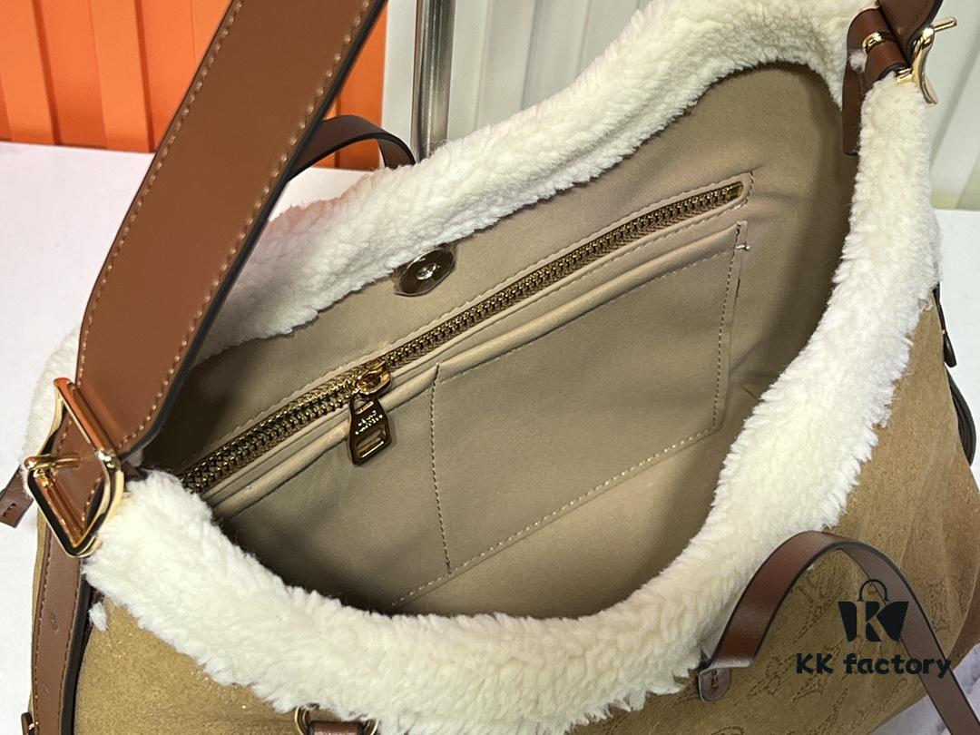 M11843 M46203 (Suede Leather with Digital Perforation Technique, Aligned Pattern) CarryAll Small Bag from LV Ski Collection