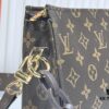 Authentic High-End Quality LV M67692# M47542 Exclusive New Arrival Cosmetic Pouch Classic Monogram Handheld Bag