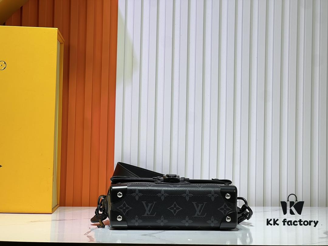 693065c96e68136f4d9a4700 Soul Trunk Bag in Black and Multicolor Grain Leather