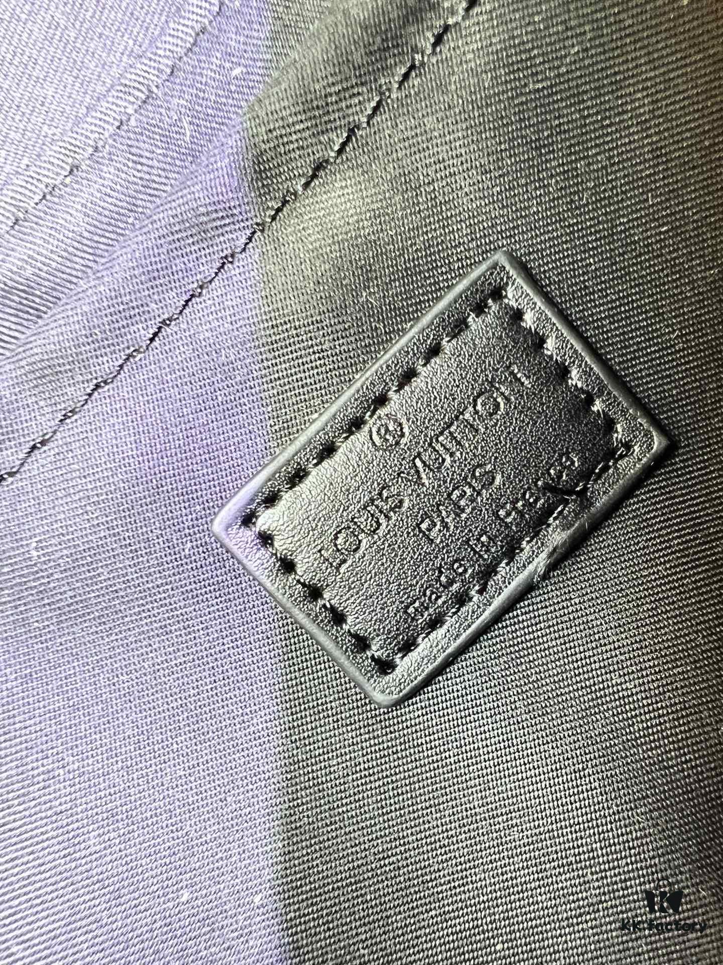 693065cc6e68136f4d9a4706 Soul Trunk Bag in Black and Multicolor Grain Leather