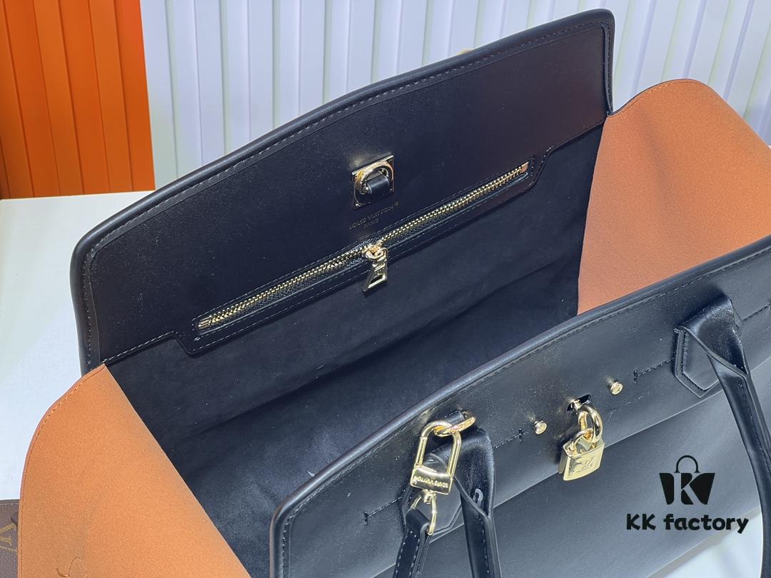 M12005 M12556 M12337 City Steamer Large Handbag