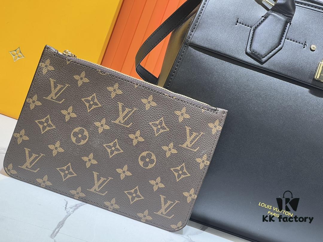 M12005 M12556 M12337 City Steamer Large Handbag