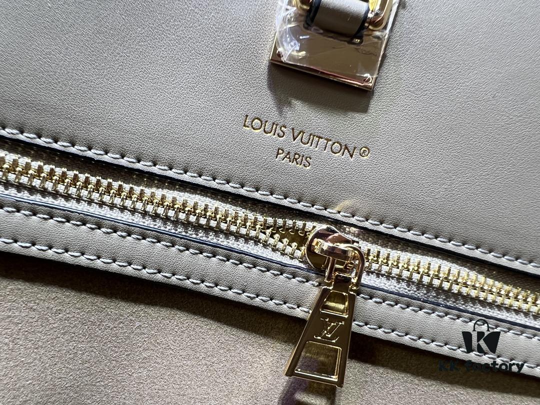 M12005 M12556 M12337 City Steamer Large Handbag