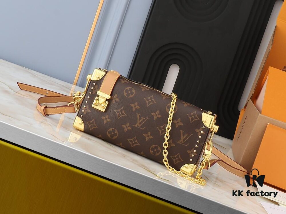 Upgraded Original M46356 M46358 2025 Spring Collection Runway Style Horizontal Mini Trunk