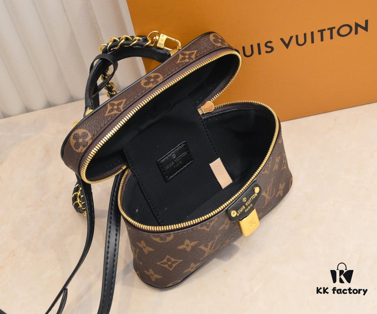 Upgraded Original M47125 M42264 Vanity Chain Pouch