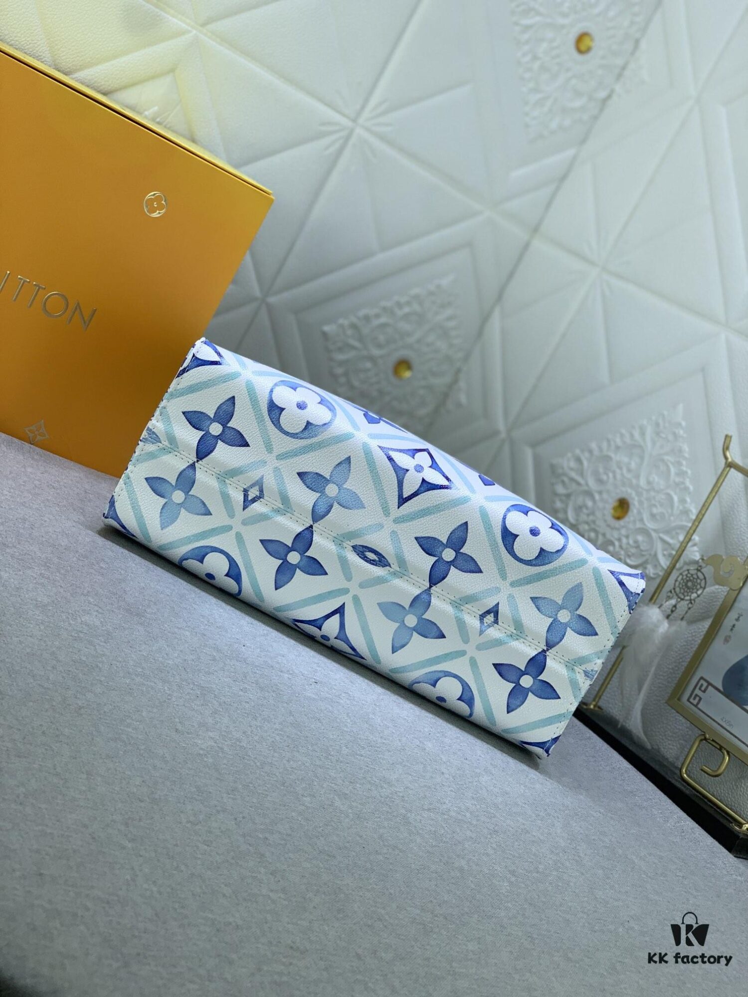 Upgraded Original M11262 M45495 M44571 OnTheGo Medium Tote Bag in Monogram Tiles Canvas with Watercolor Effect