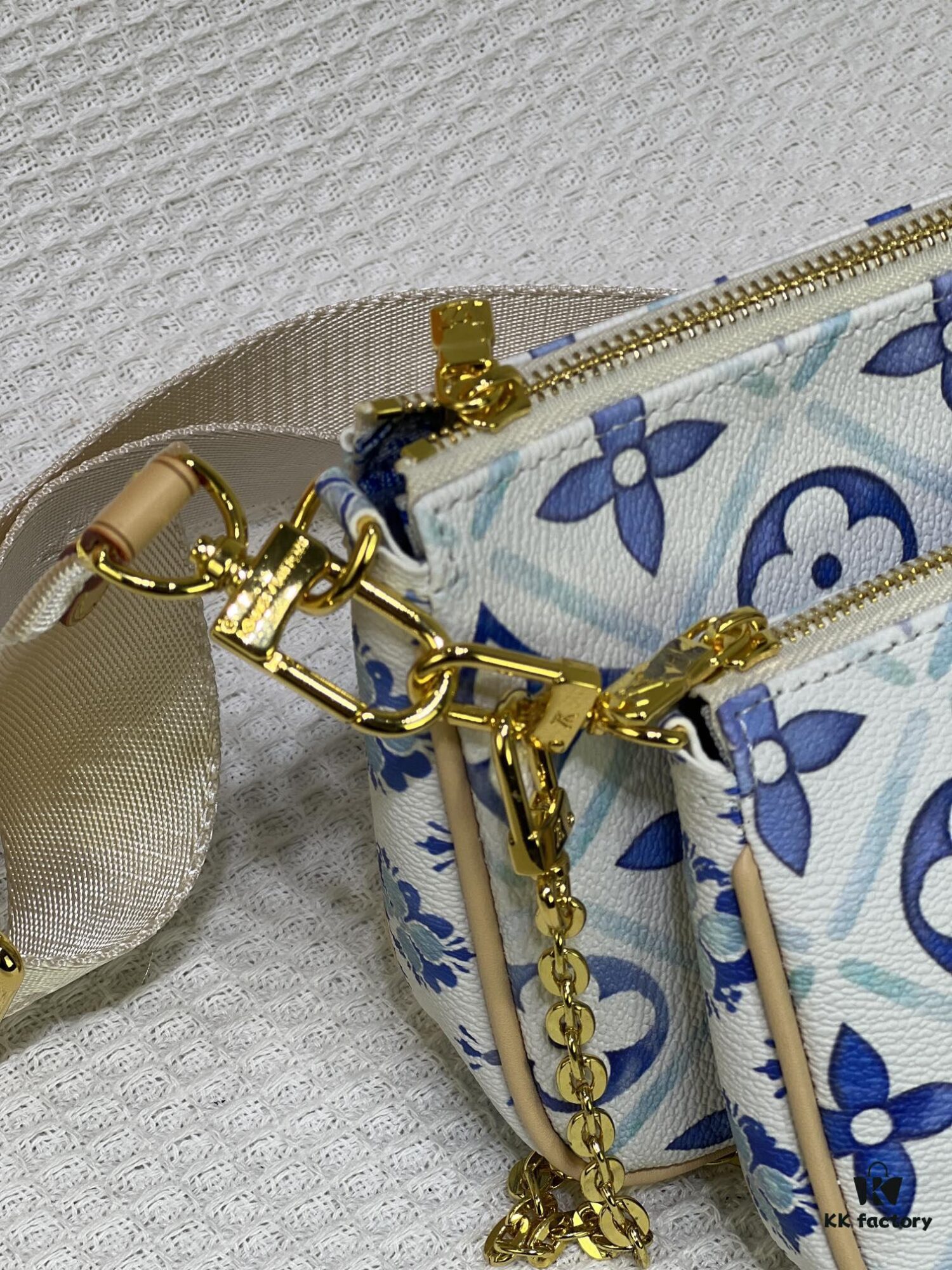 Upgraded M44823 M25374 Blue Five-in-One Mahjong Bag Collection Seasonal New Multi Pochette Accessoires Xph Handbag