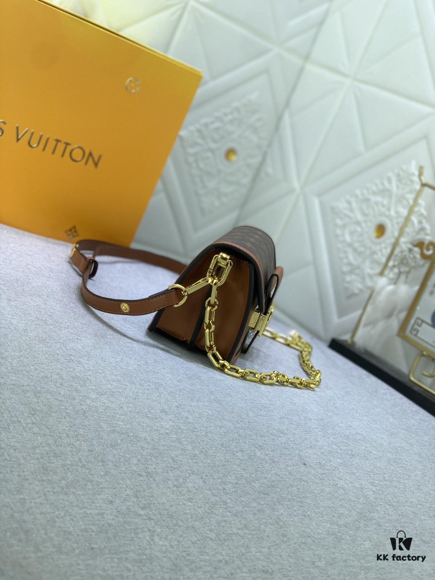 Upgraded Original M46757 Dauphine East West Handbag