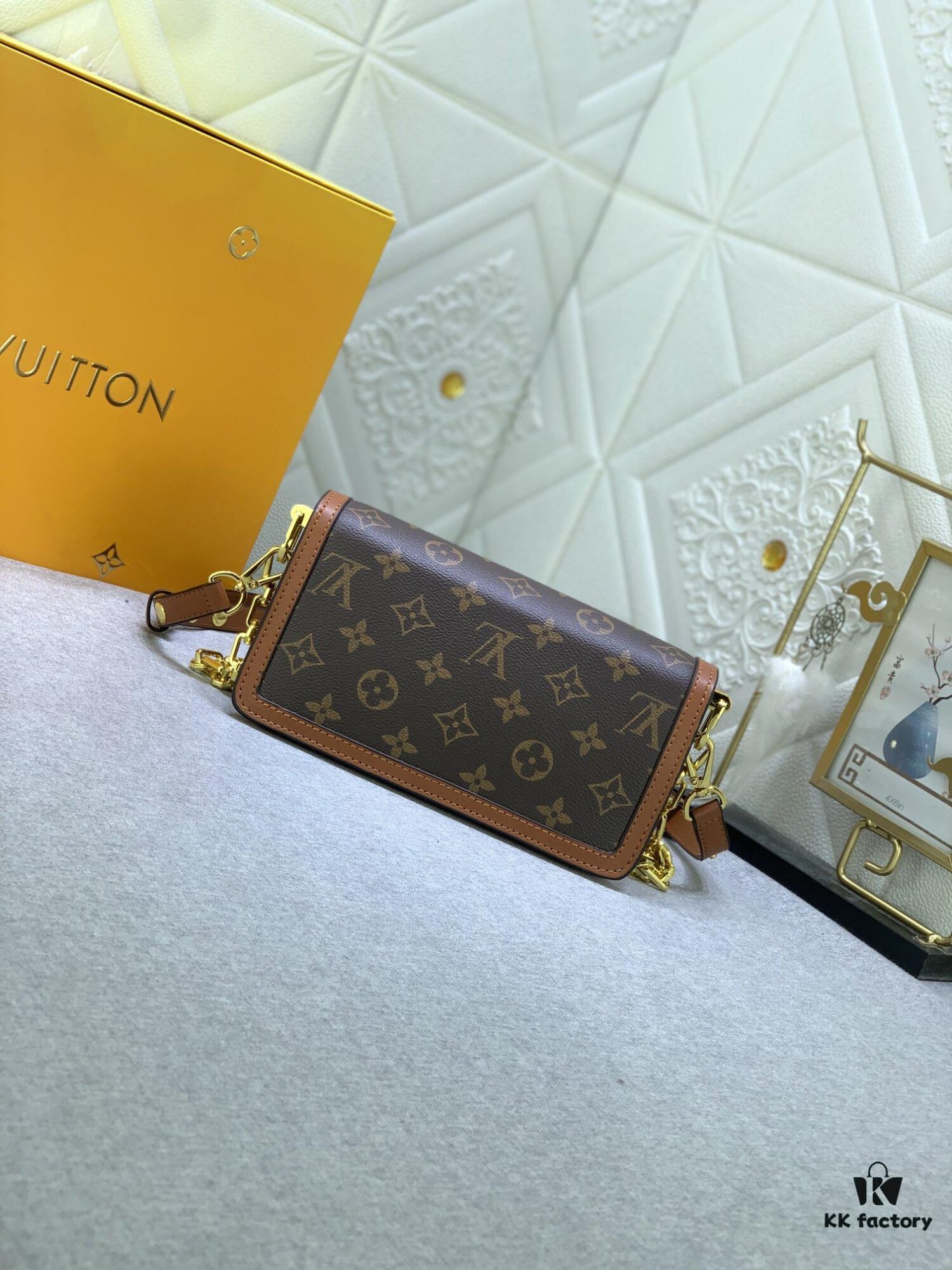 Upgraded Original M46757 Dauphine East West Handbag