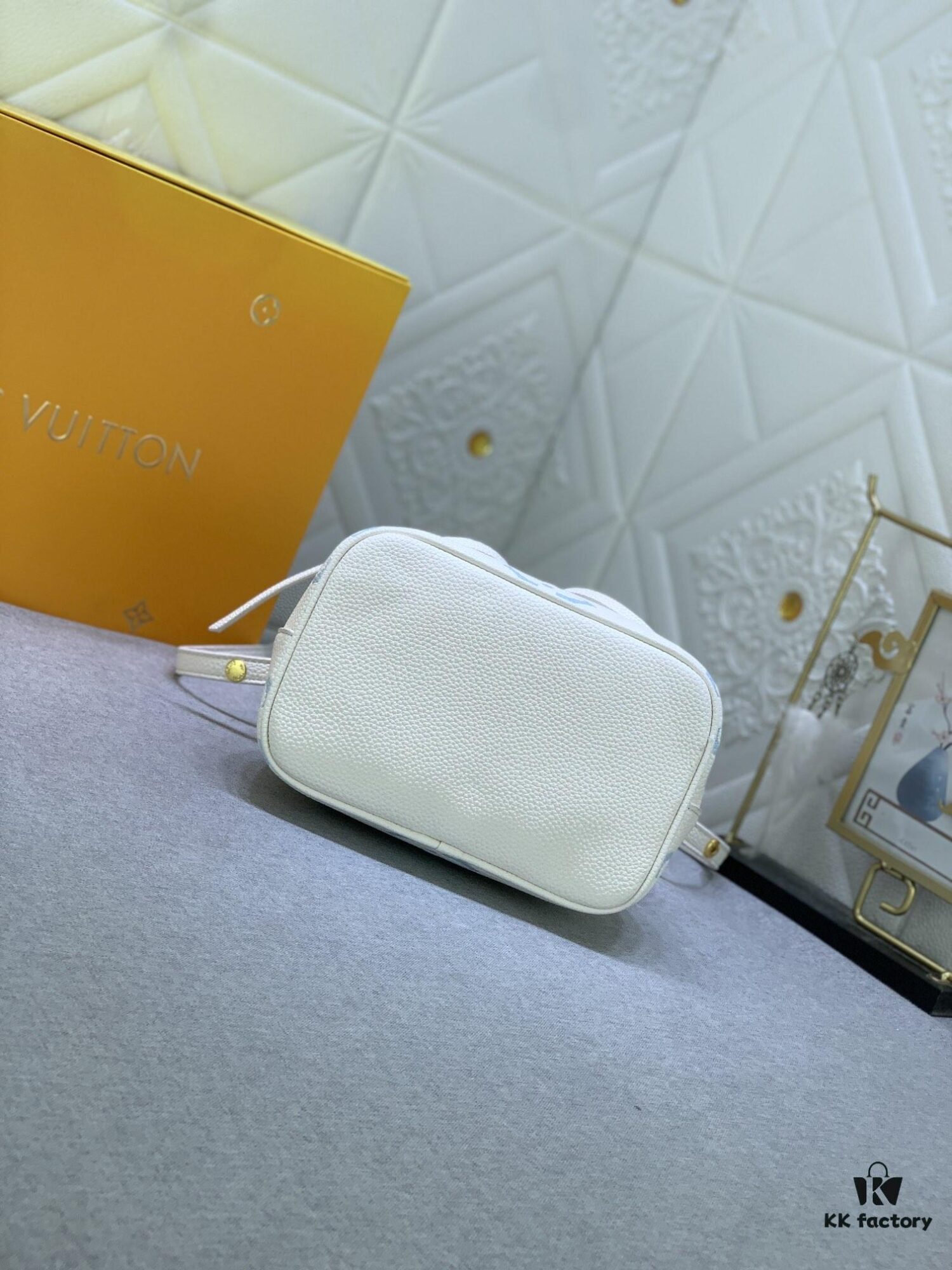 Upgraded Original M24048 M45716 M46581 M47038 M44022 Neoneoe BB Handbag in Springtime New Hue