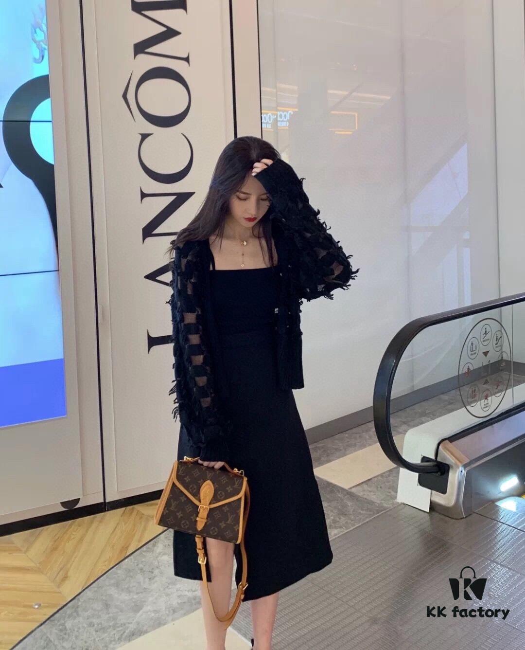 Large 160, Small Upgrade Original Version 🍇 M44919 M51121 M51120 This Retro-Styled LV Ivy Bag