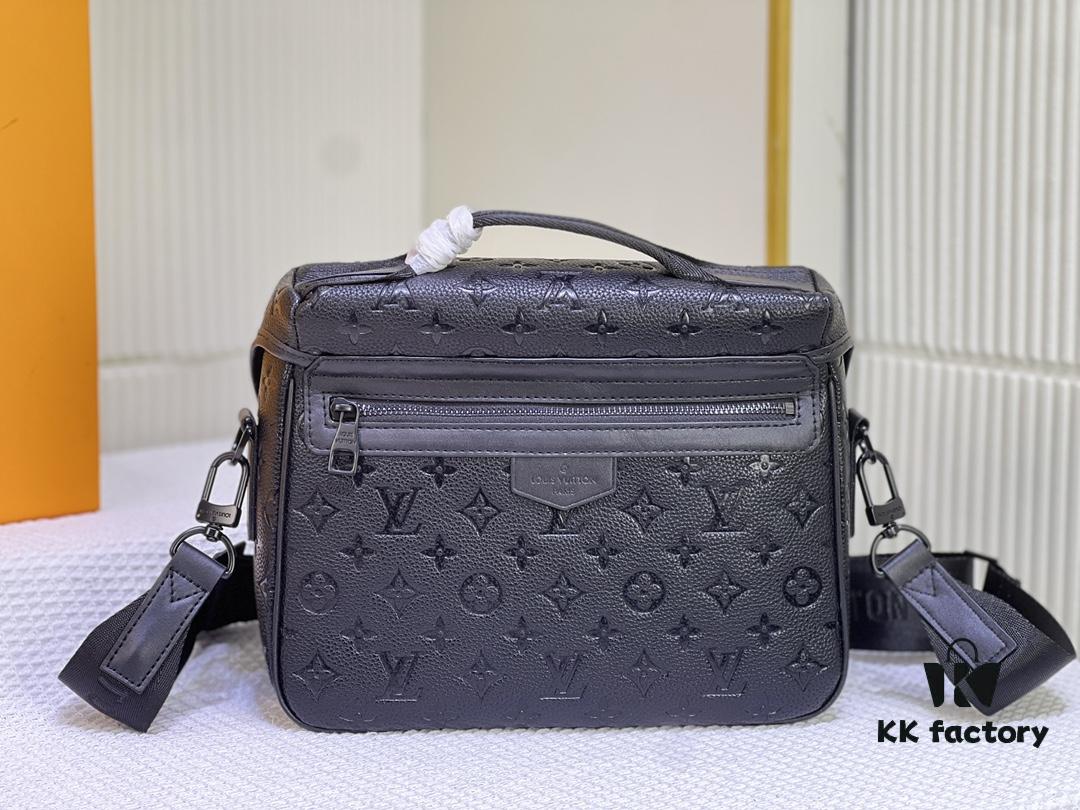 M46972 Vintage Flower, Black Flower LV Trail Messenger Bag