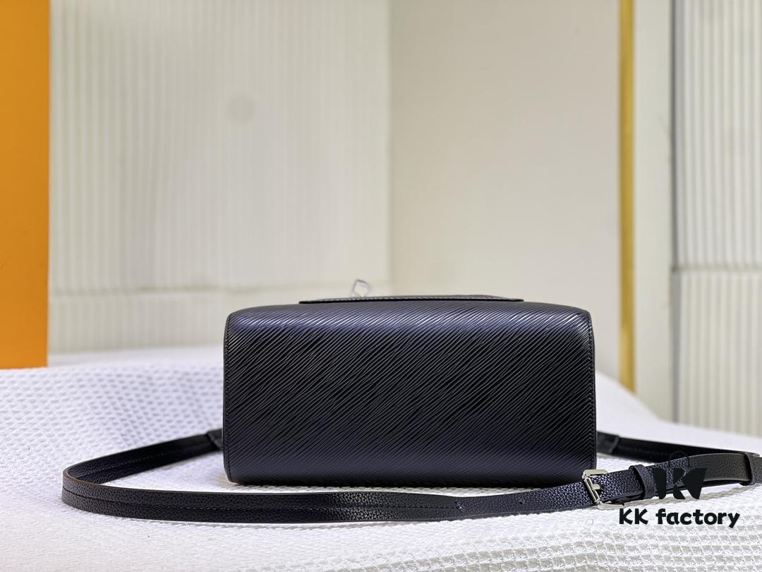 693067796e68136f4d9a4a21 Small Marelle Tote Bag in Epi Grained Leather