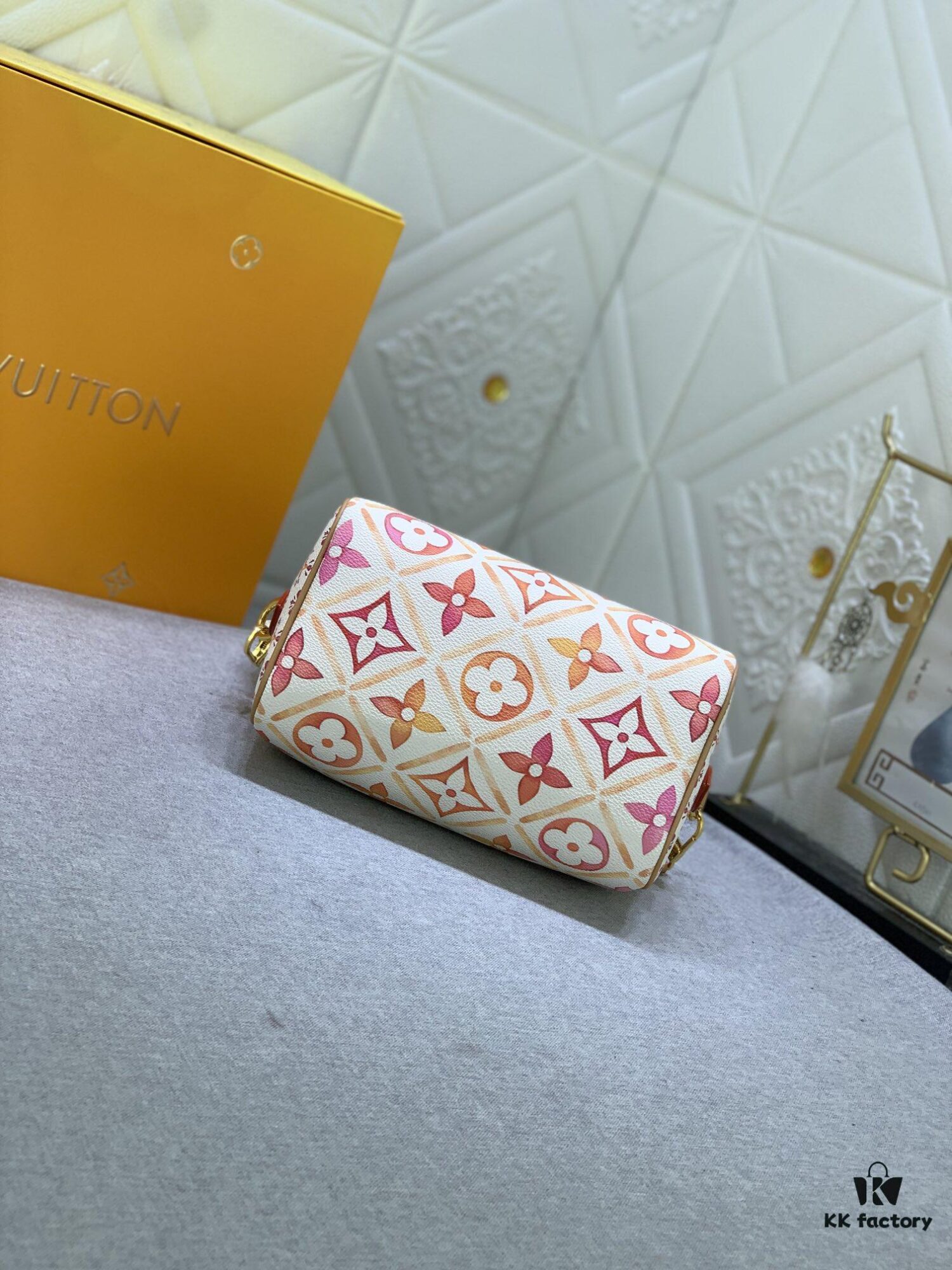 Upgraded Original M11209 M46234 Speedy Bandoulière 20 Handbag from the LV By The Pool Collection