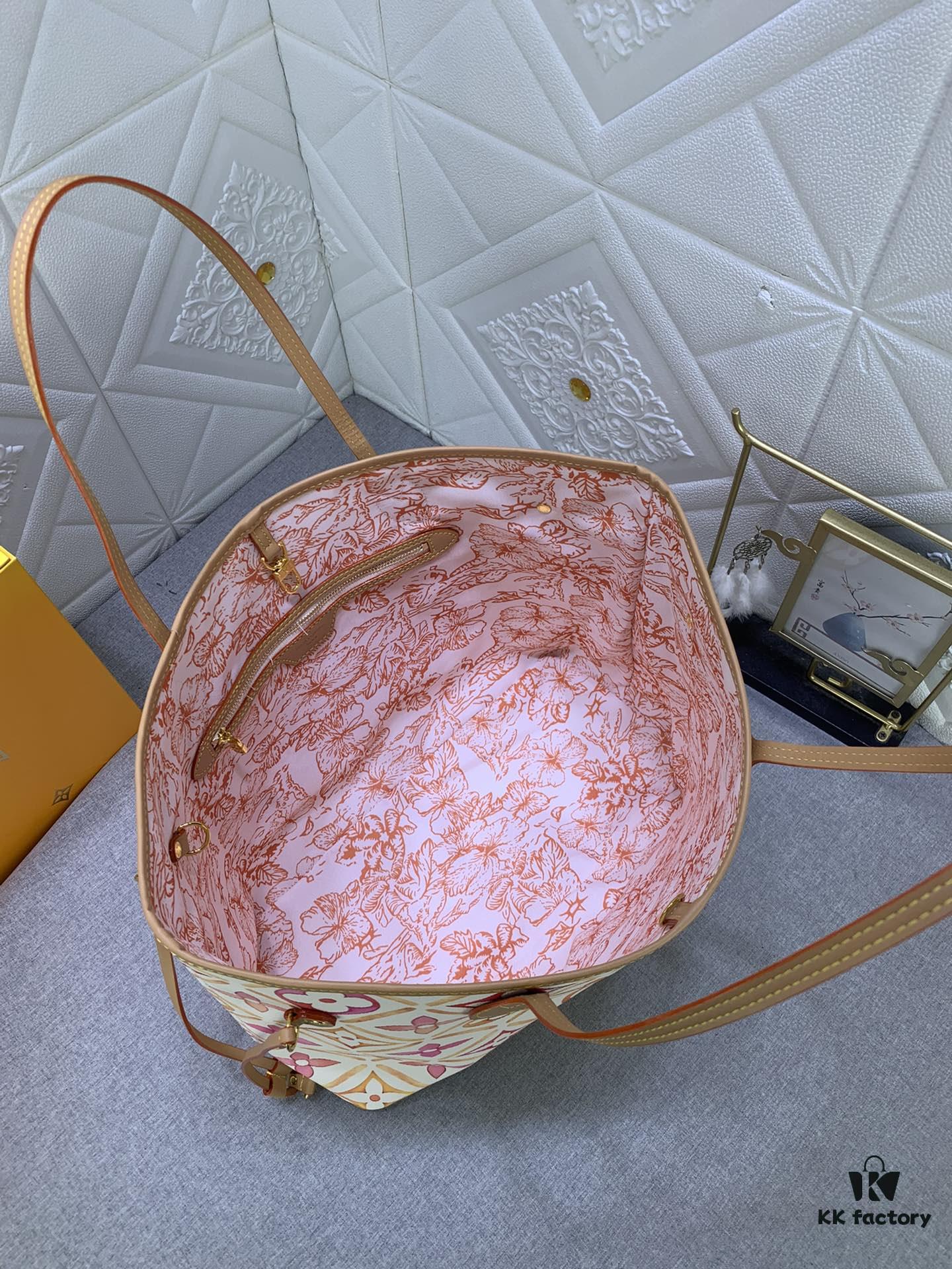 Upgraded Original M25317 M11263 M40995 This Medium Neverfull Tote Bag Features a Monogram Tiles Canvas Construction with Leather Trims Defining the Top and Handles