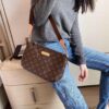 Authentic LV M40719 Genuine Leather Popular Bag, Size: 30 x 16, Korean Vintage Style, Trendy and Practical