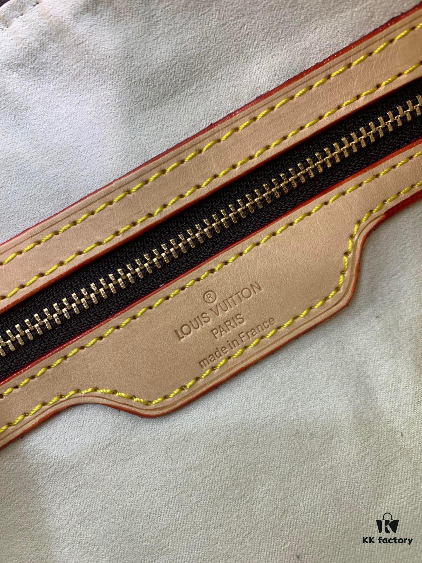 Authentic LV M40719 Original Leather Popular Style Korean Vintage Bag Trendy and Practical