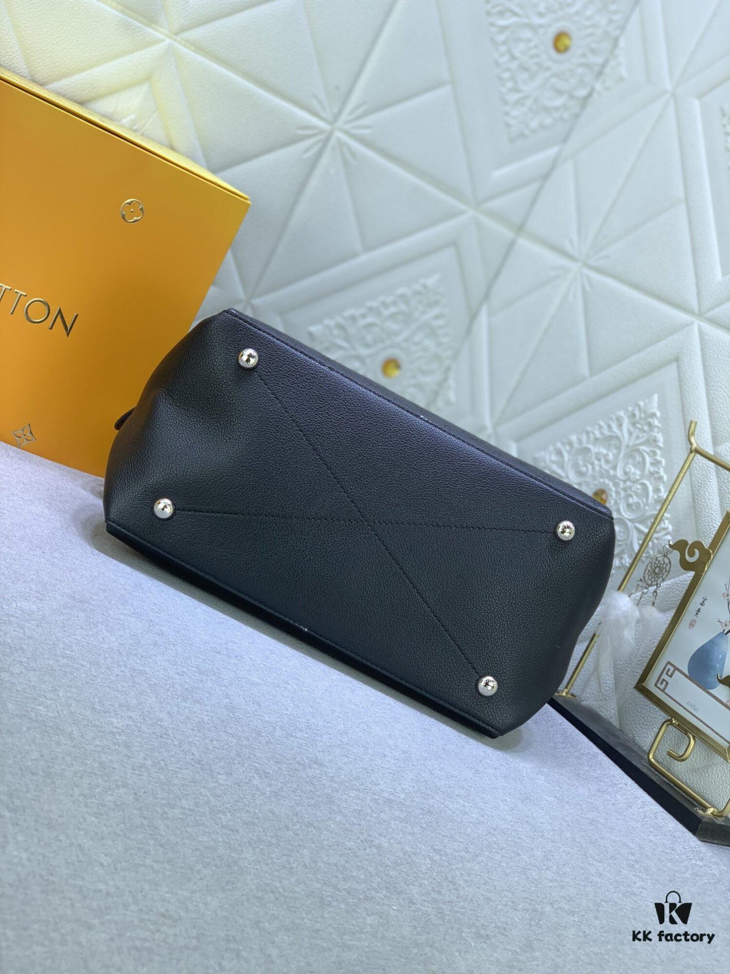 Upgraded Original M56073 M56084 Beaubourg Hobo Medium Handbag