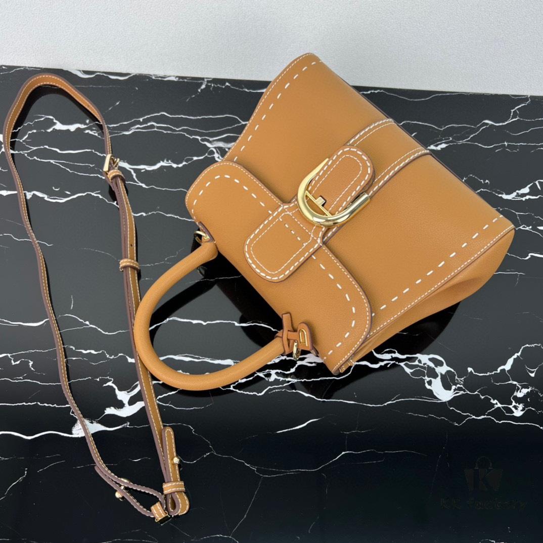 Delvaux 2024 Spring-Summer Exterieur Stitching Collection Brillant PM in Calfskin