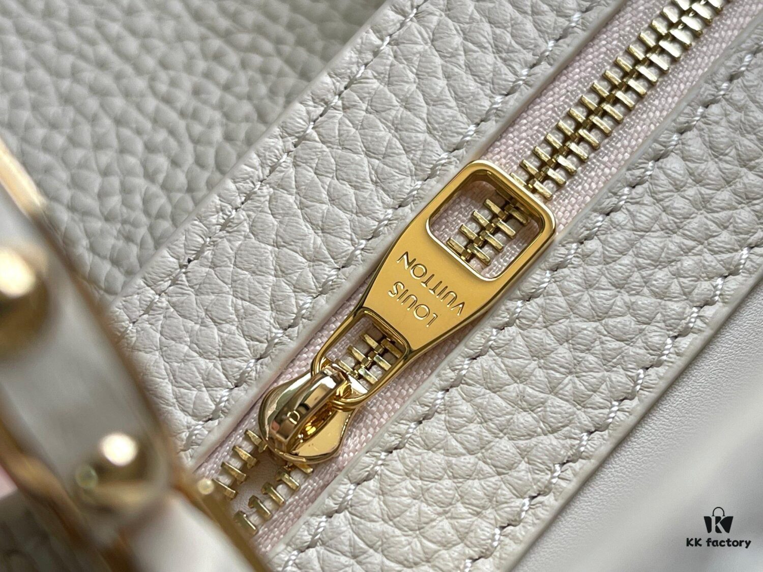Premium Full Leather Set [Top Grade Original Leather M23082 Small Size 💋 M23083 Mother-of-Pearl White Shell Closure]