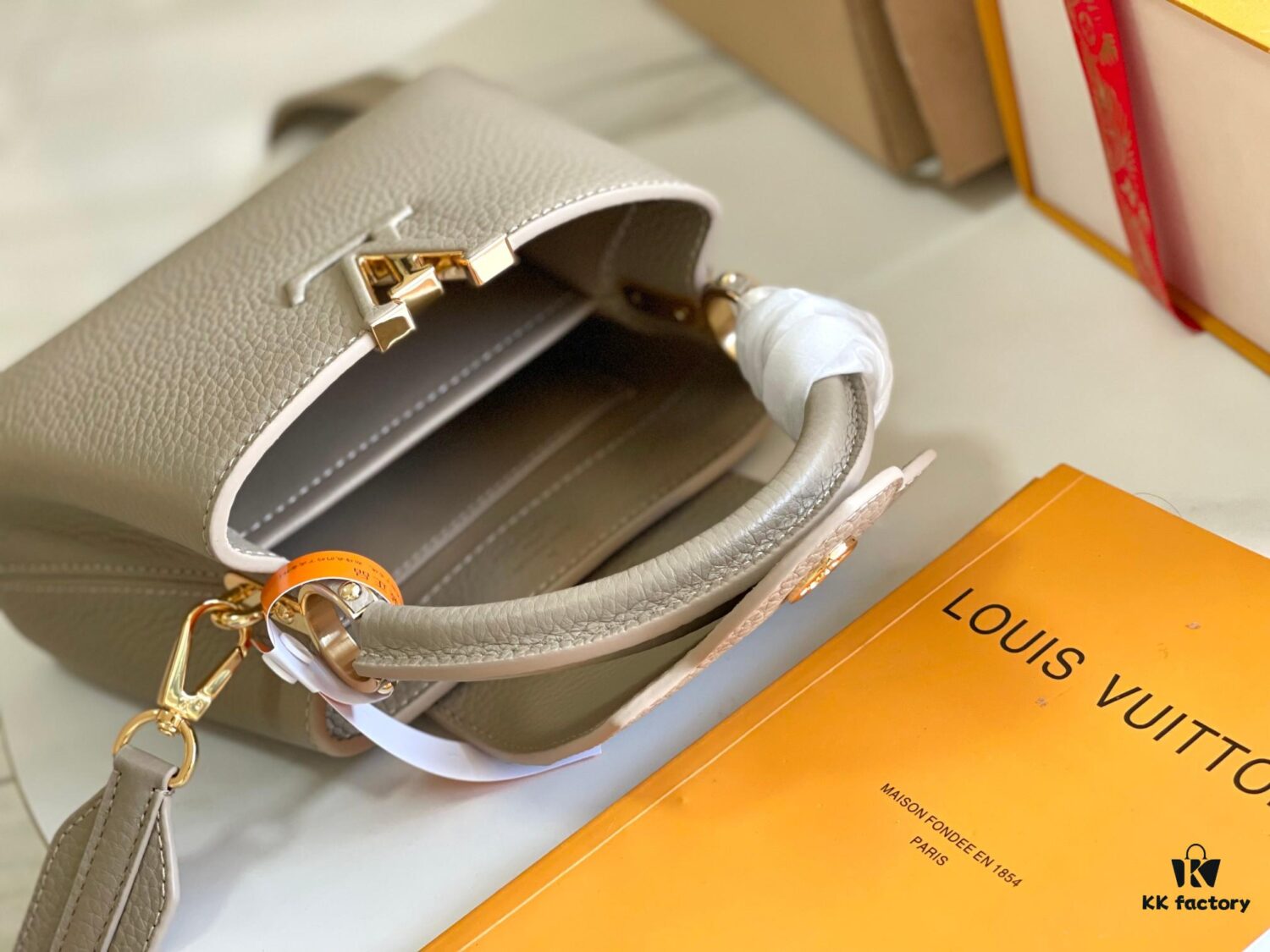 Top-Grade Original Leather New Version [Premium Original Leather M94429 💋 M59433 Elephant Gray with Gold Clasp]