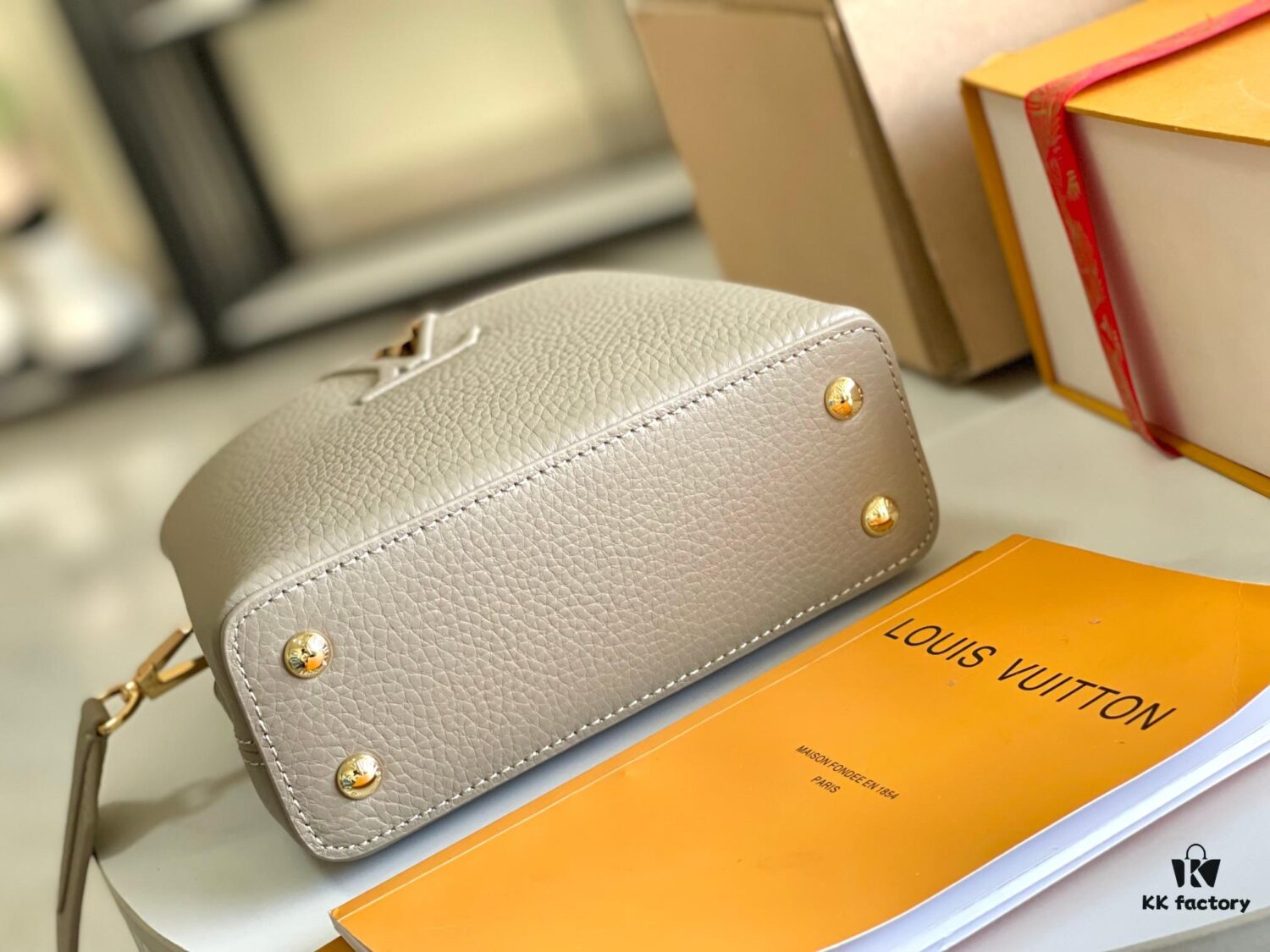 Top-Grade Original Leather New Version [Premium Original Leather M94429 💋 M59433 Elephant Gray with Gold Clasp]