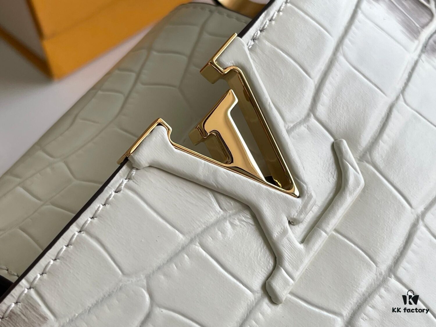 Top Grade Full Set Packaging 【Premium Original Factory Leather M22002💋 N98156 Matte White Himalaya Gold Hardware】