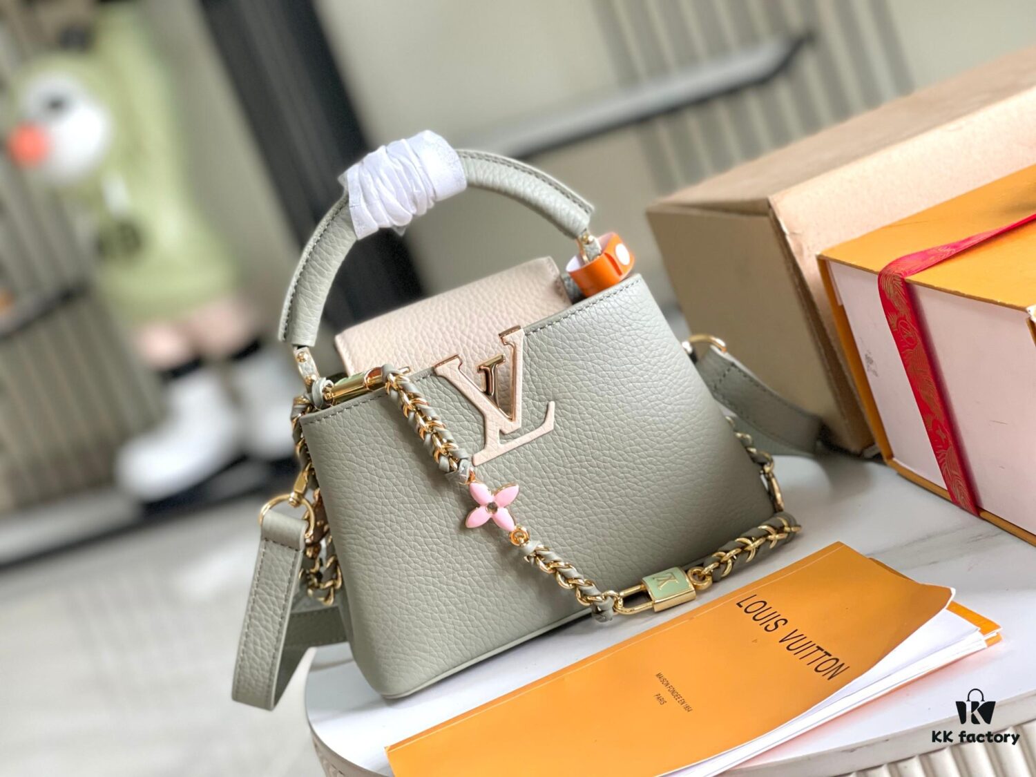 Grade A Full Set Packaging [Grade A Premium Original Factory Leather M24471 Mini Green with Beige Gold Upgraded Hardware] [Capucines Mini Handbag]